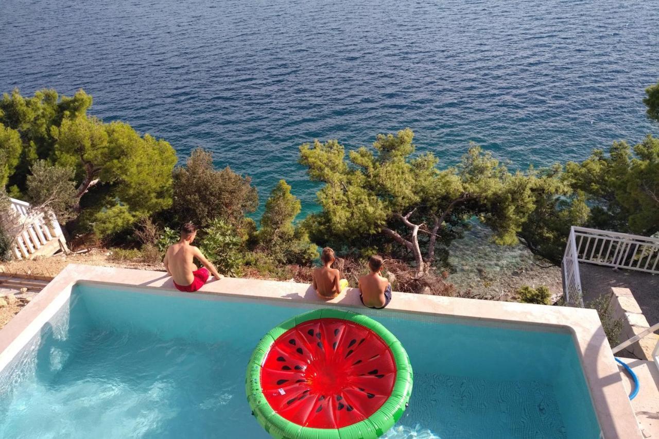 Beachfront Holiday Home - Private Heated Pool Мимице Екстериор снимка