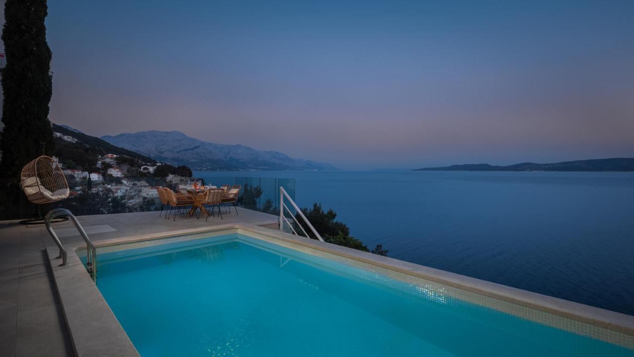 Beachfront Holiday Home - Private Heated Pool Мимице Екстериор снимка