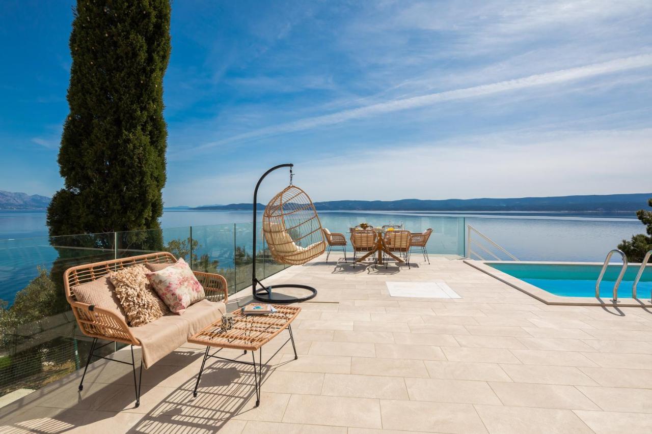 Beachfront Holiday Home - Private Heated Pool Мимице Екстериор снимка
